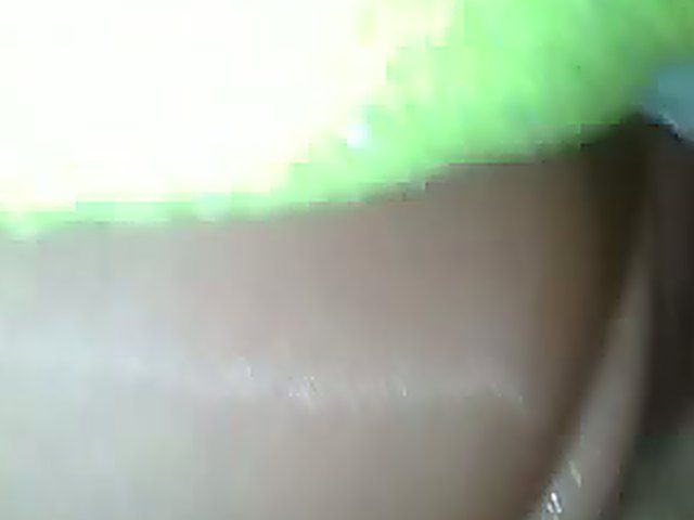 Girl gets her dripping wet pussy fisted for cam