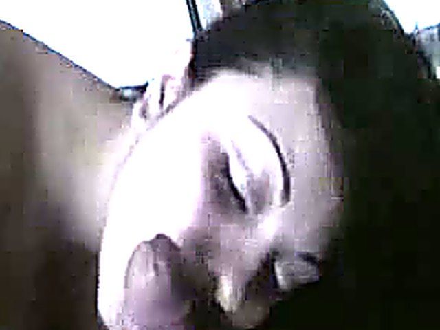 Indian babe enjoys sucking on a hard cock