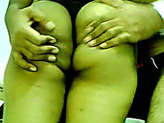 Juicy ass arab woman gets finger fucked from behind