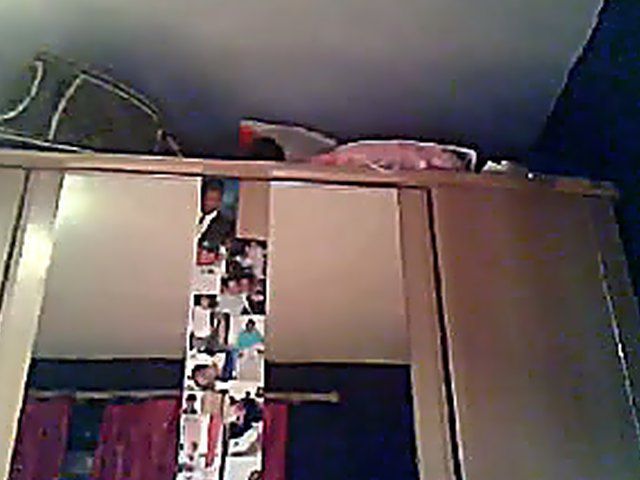 Plump ebony webcam girl with big naturals 