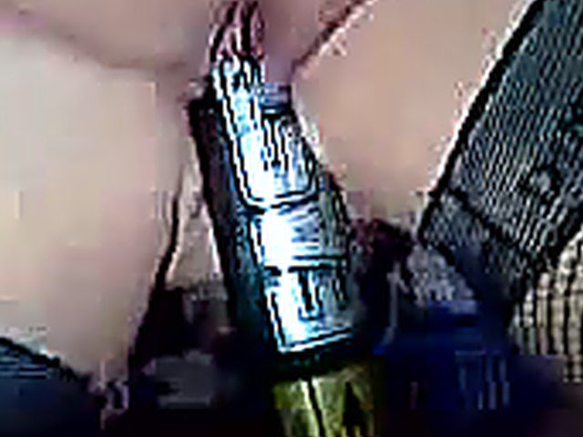 Fattie with pierced clit rides baseball bat