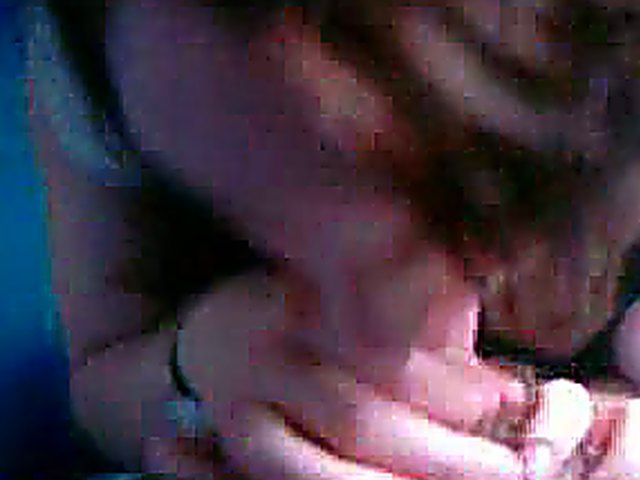 Young girlfriend gets a face full of Jizz