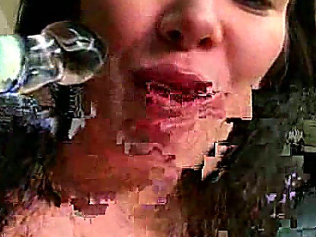 Mature Milf plays with herself until she squirts