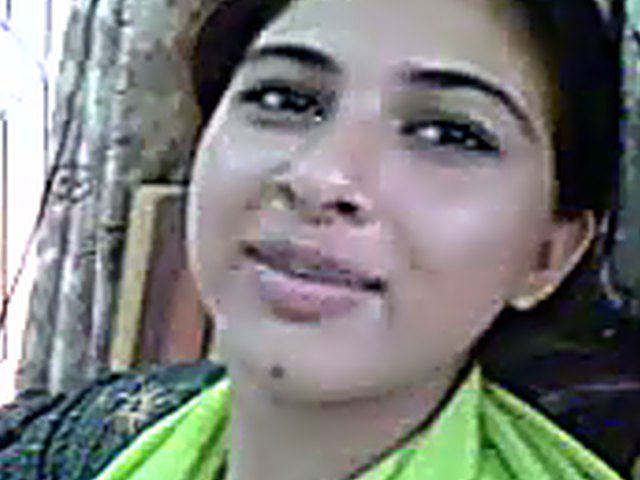 Pretty Pakistani wife kisses her handsome husband