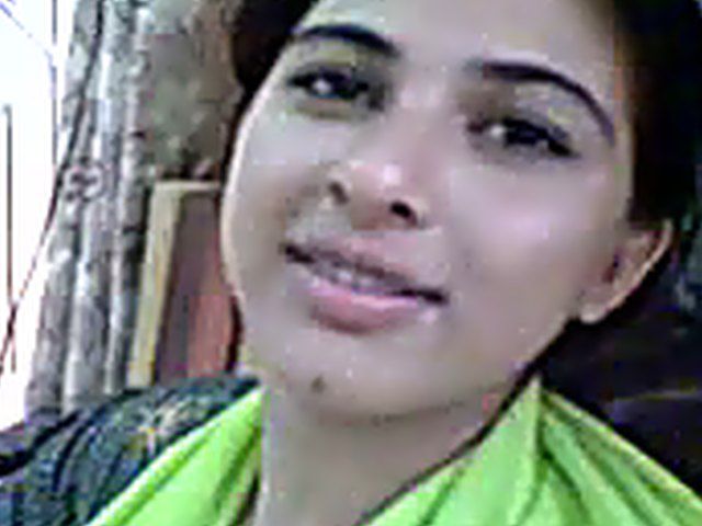 Pretty Pakistani wife kisses her handsome husband