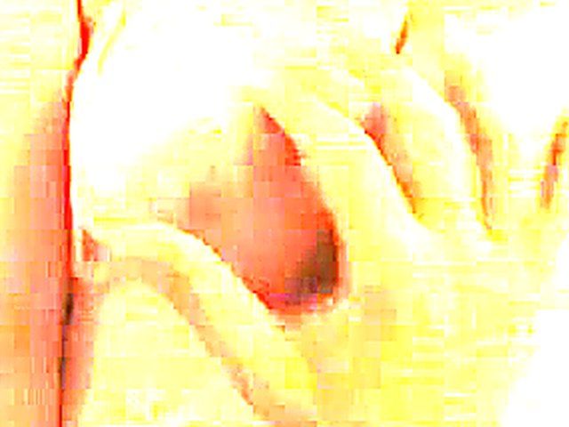 Big bouncy tits love to be squeezed