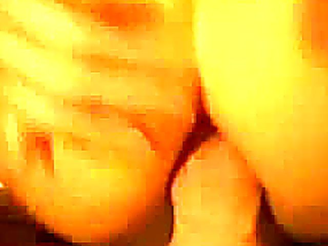 Teen slut spreads her ass hole wide open