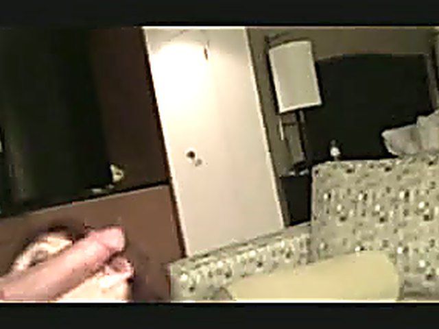 Mature amateur woman sucks cock non-stop