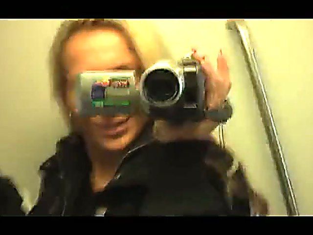 Amateur blonde dildos her vagina and asshole