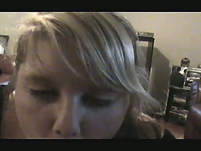 Young GF gives great blowjob and swallows cum