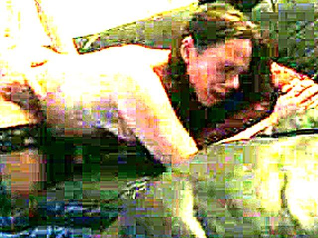 Round assed wife bounces up and down on cock