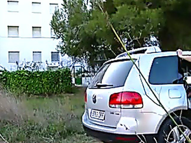 Pretty teen gets drilled in a car