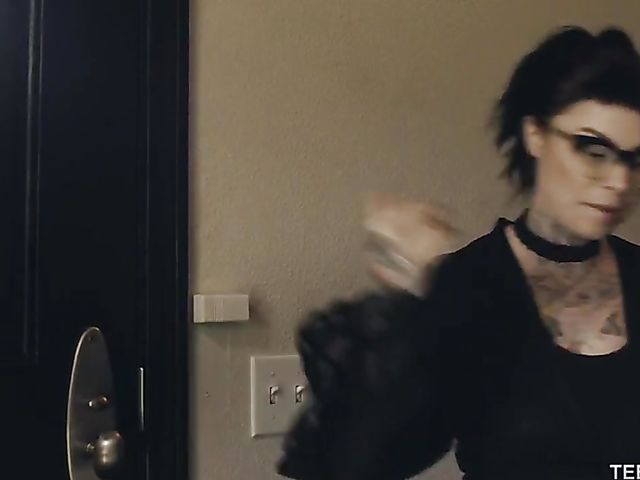 Teen slut Brooke Haze gets dicked down in her room