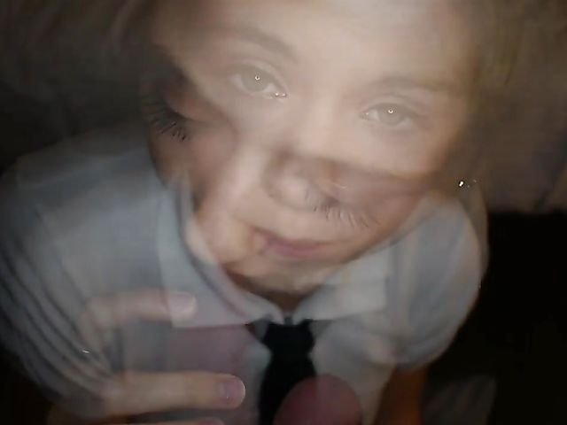 18 year old Hannah Hays gets her pussy poked and blows