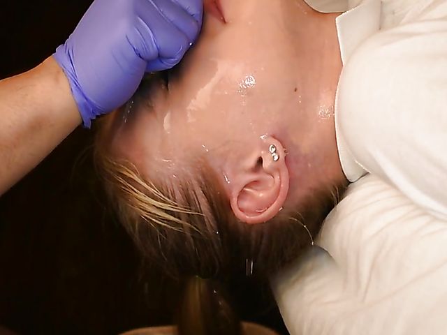 Hannah Hays - Teen's first deepthroat