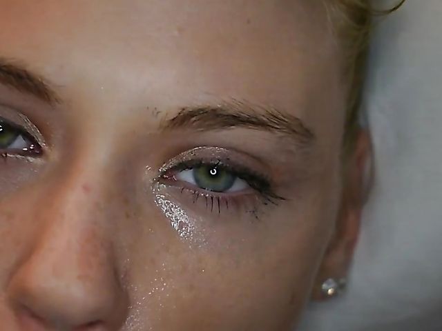 Hannah Hays - Teen's first deepthroat