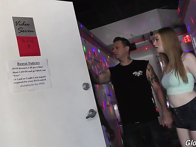 Interracial glory hole cuckold with cute Dolly Leigh