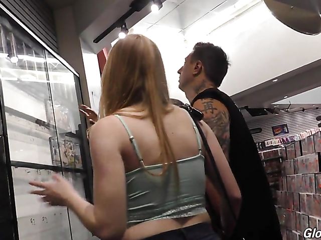 Interracial glory hole cuckold with cute Dolly Leigh