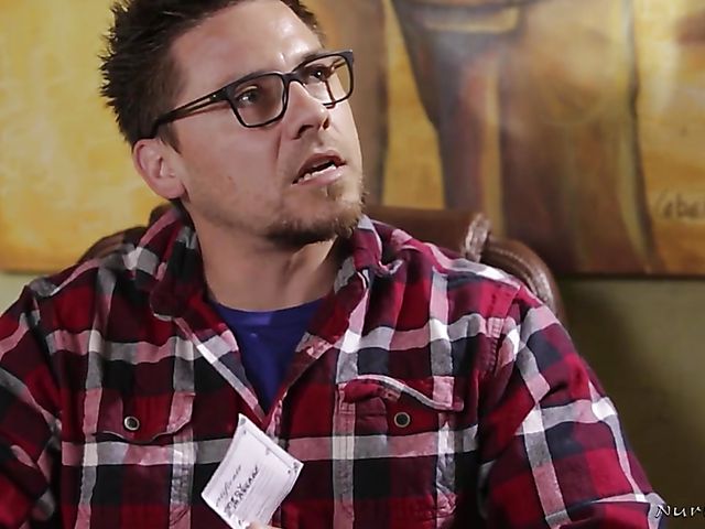 Stacked MILF Nina Elle is a pro when it comes to nuru massage 