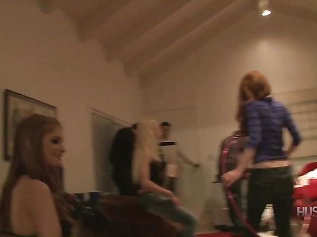 Orgy party with pornstar Faye Reagan and her friends
