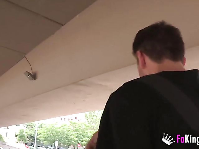 Latina hottie Paulova Turquesa has sex with a virgin boy