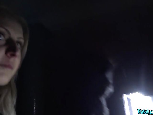 Busty Jessica Hunter is ready to fuck for money