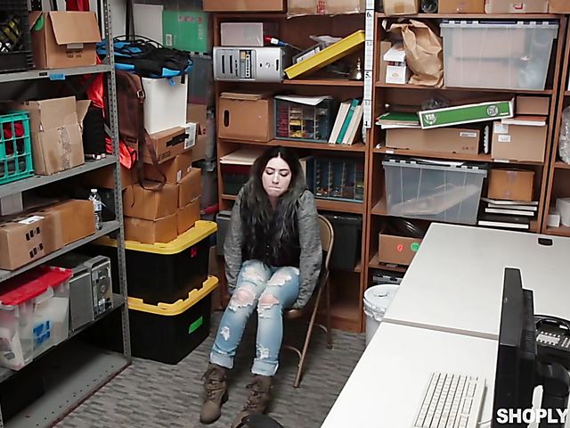 Amilia Onyx - 18 yo shoplifter with big naturals