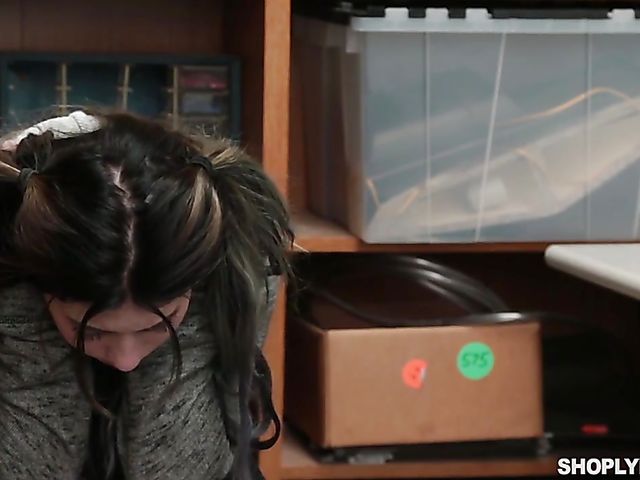 Amilia Onyx - 18 yo shoplifter with big naturals