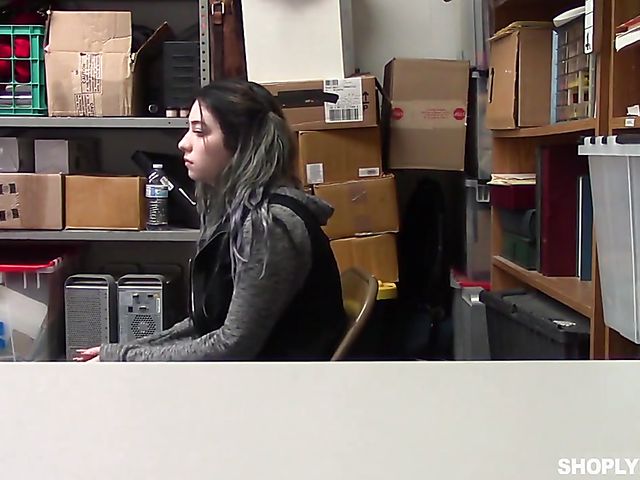 Amilia Onyx - 18 yo shoplifter with big naturals