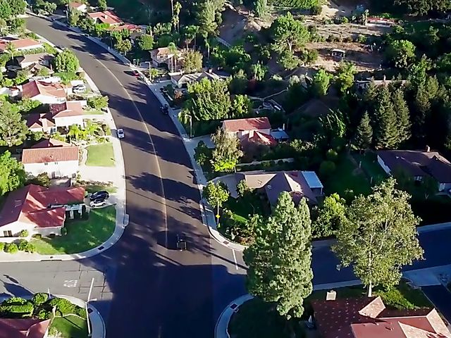 Punk girls Sarah Jessie and Karlee Grey love interracial threesome