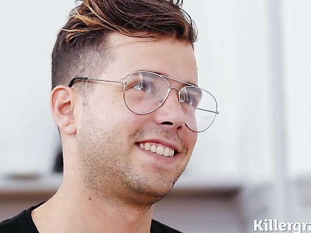 Art model Alexis Crystal gets a fat cock