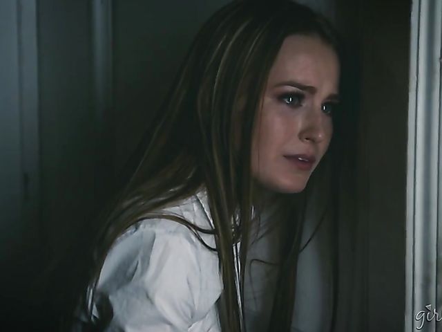 Lesbian teacher Charlotte Stokely seduces Chanel Preston