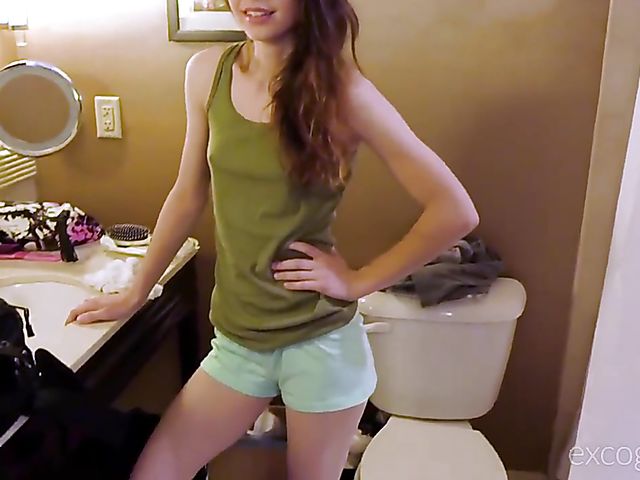 Anal girlfriend Chloe gets her ass banged