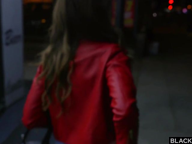 BBC interracial session with young looking Riley Reid