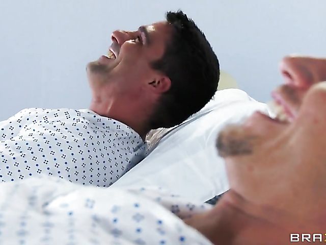 Diamond Foxxx - Nurse DP with horny as hell patients