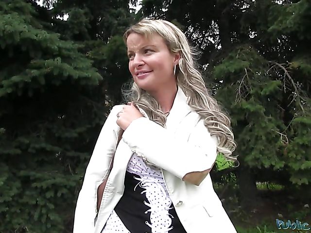 Outdoor squirt and fuck with Czech slut Jasmina