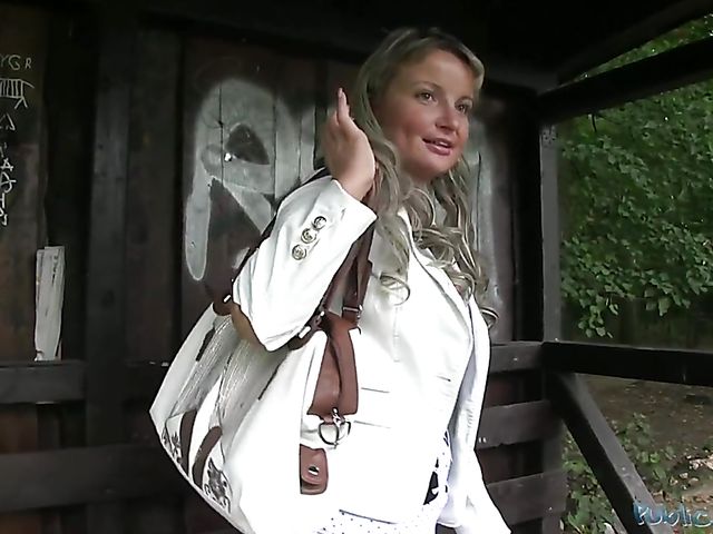 Outdoor squirt and fuck with Czech slut Jasmina