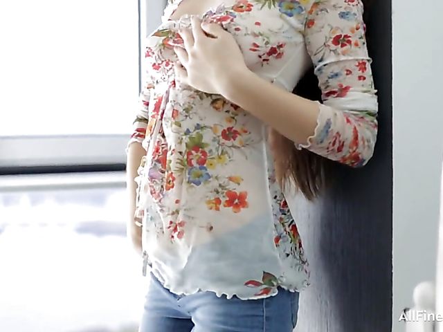 Peachy - Erotic teen masturbation by the window