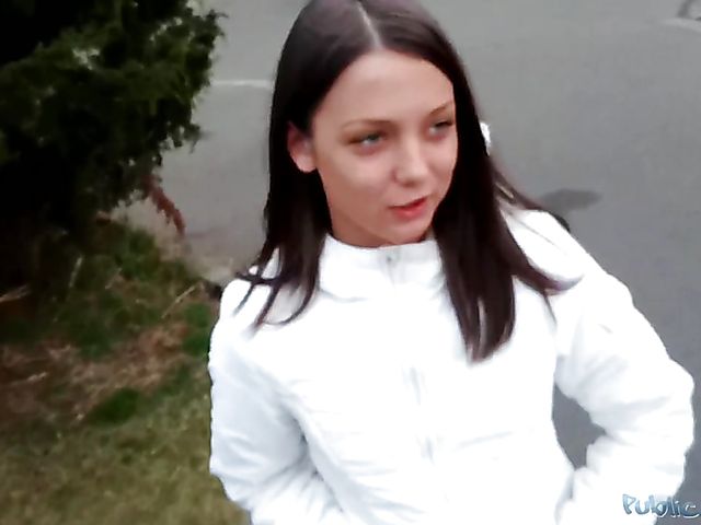 Teen Russian Foxie gets has sex to earn some cash