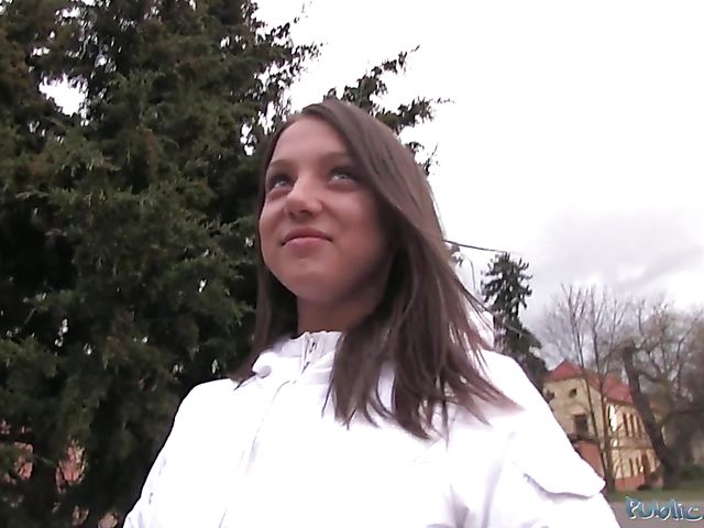 Teen Russian Foxie gets has sex to earn some cash