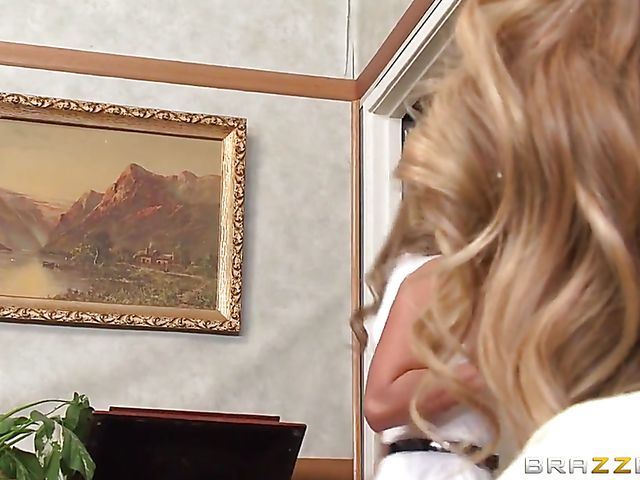 An anal lesson for Phoenix Marie's stepdaughter Carter Cruise