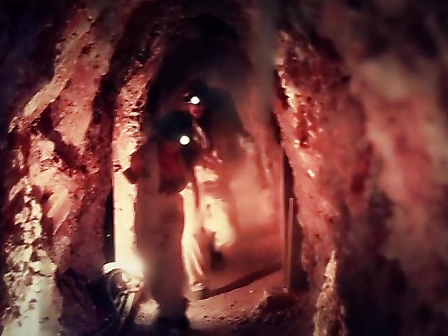 Round tits babe Madison Ivy banging in the mountains