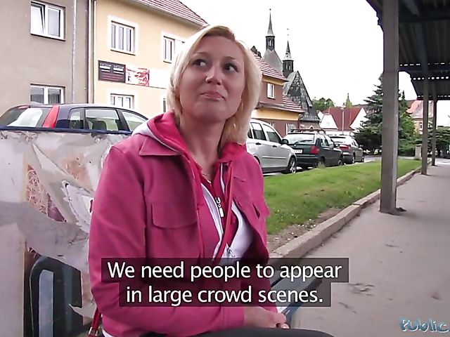 Czech amateur Lena gets shagged in the car