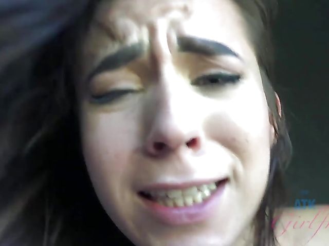 Car sex video with playful Ariel Grace