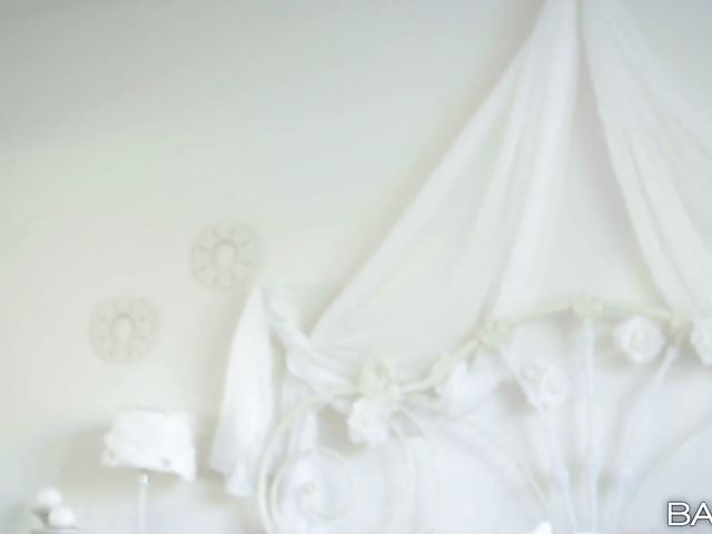 Kristina Rose's trimmed pussy penetrated