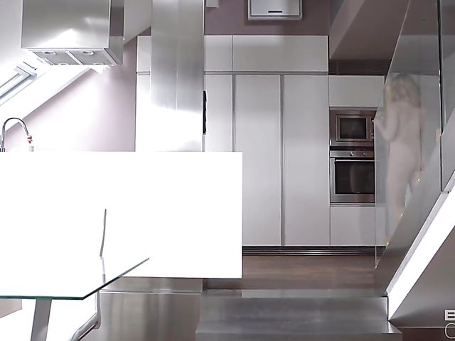 Softcore sex with pretty girl Anny Aurora