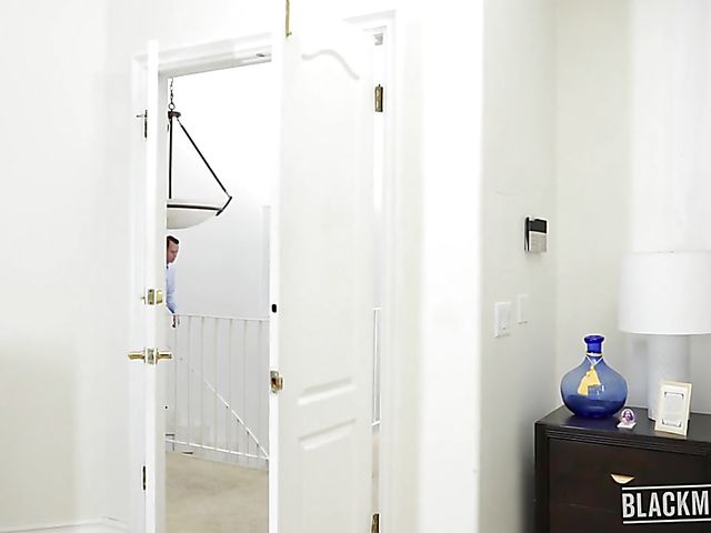 Busty stepmom Brooklyn Chase gets blackmailed into DP