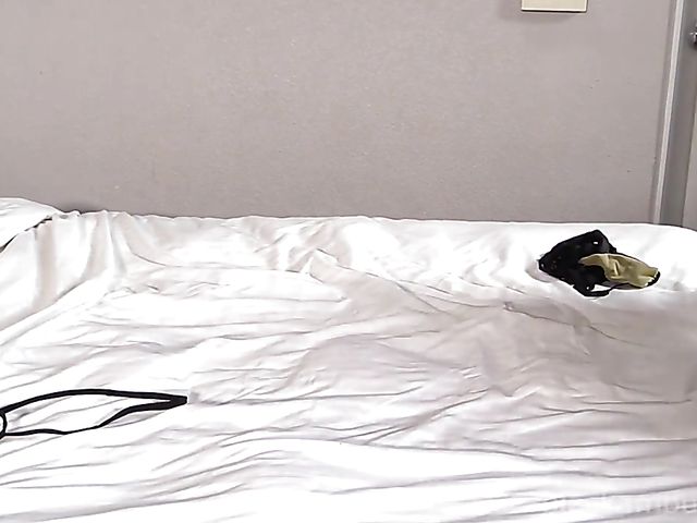 Amateur Kodi with saggy tits toys her holes on cam