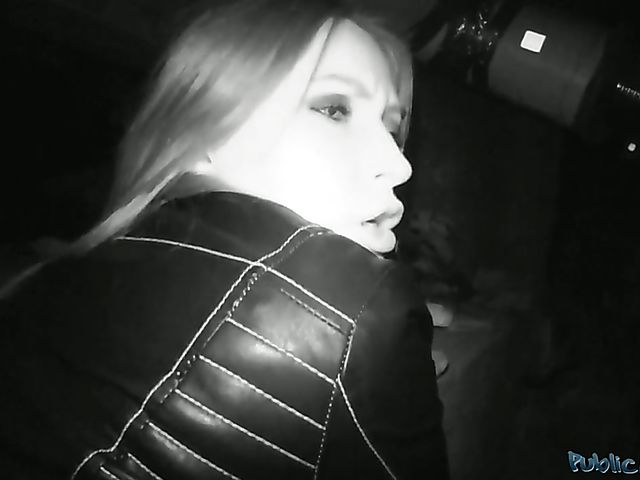 Sex for money with dirty amateur Akasha