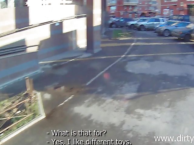 Russian amateur Lisa gets banged by her BF